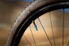 Zawory tubeless Lezyne Tubeless Valve CNC 80 mm — niebieskie, aluminiowe